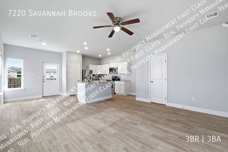 7220 Savannah Brks - Photo 6 of 26
