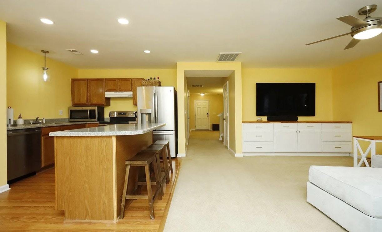 3608 Marshlane Way - Photo 3 of 10