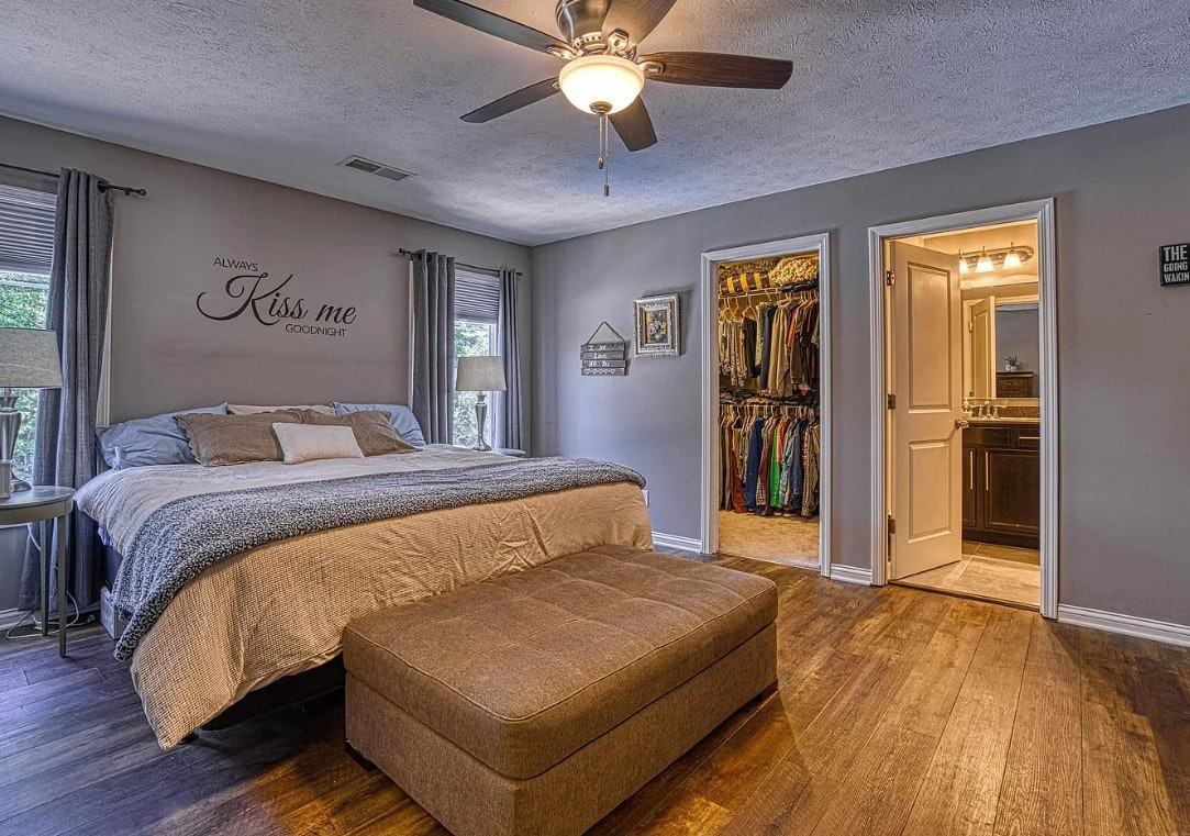 836 Tawny Drive - Photo 3 of 9