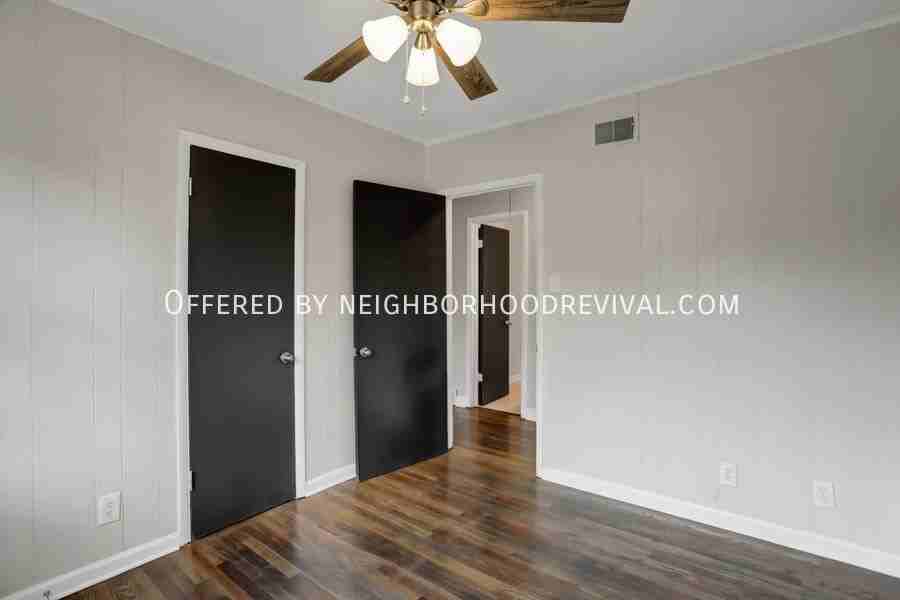 4006 Southlawn Ave - Photo 5 of 29