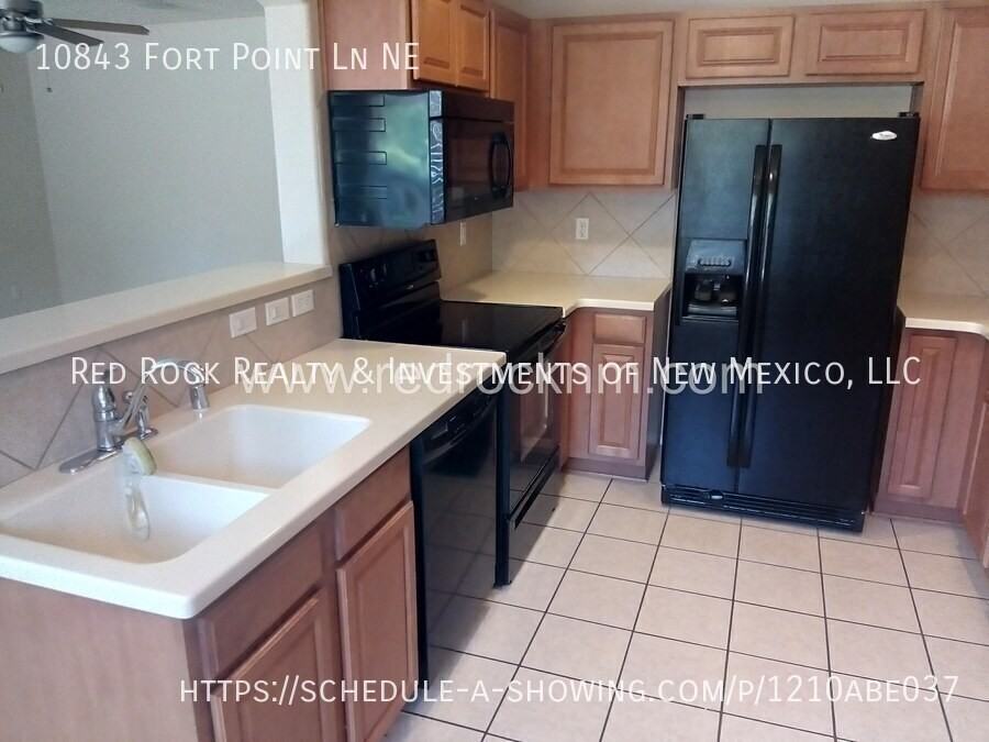 10843 Fort Point Ln Ne - Photo 3 of 28