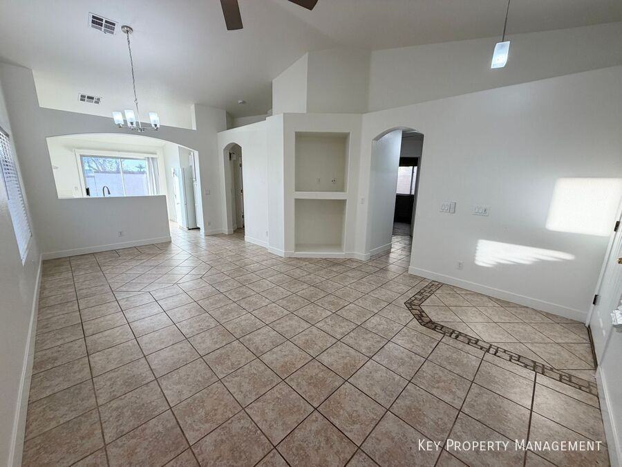 1824 Cedar Flat Ln - Photo 5 of 22