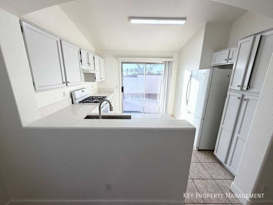 1824 Cedar Flat Ln - Photo 6 of 22