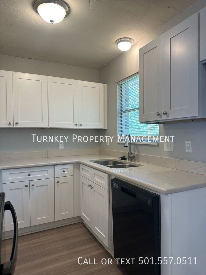 3300 Lilac St - Photo 2 of 7