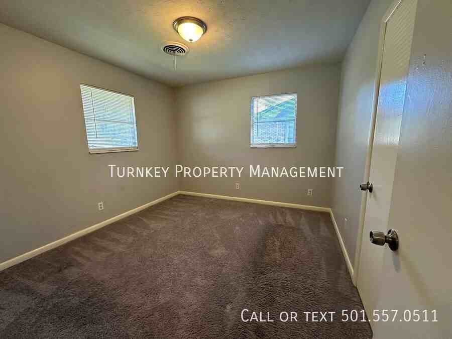 3300 Lilac St - Photo 5 of 7