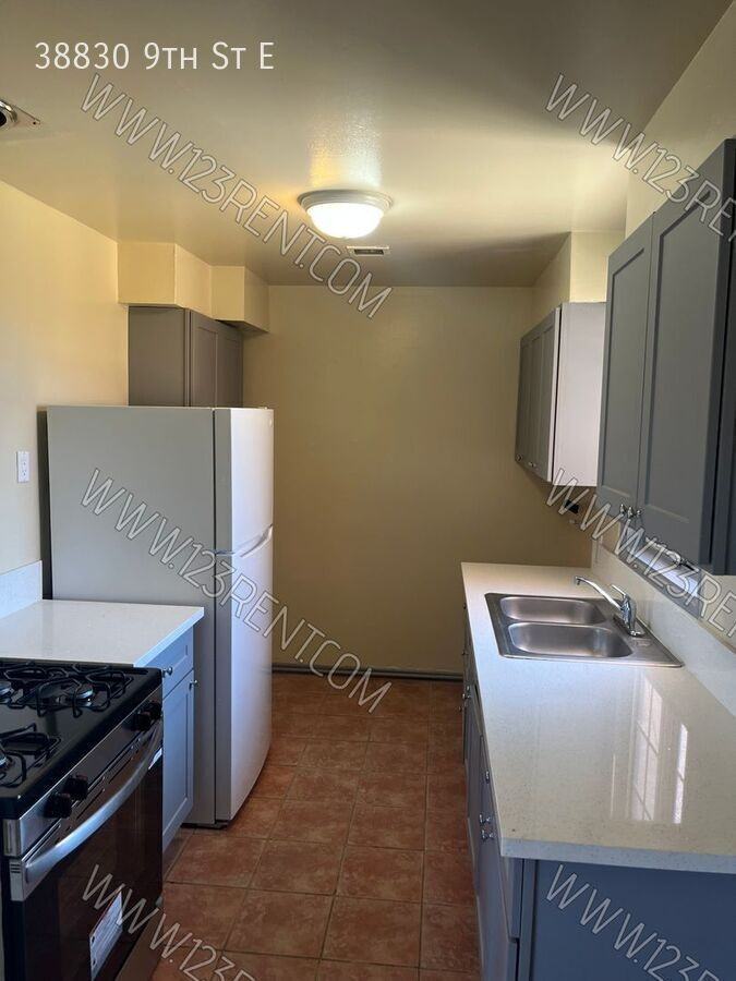 38830 9th St E - Photo 6 of 15