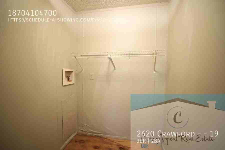 2620 Crawford St #19 - Photo 6 of 10