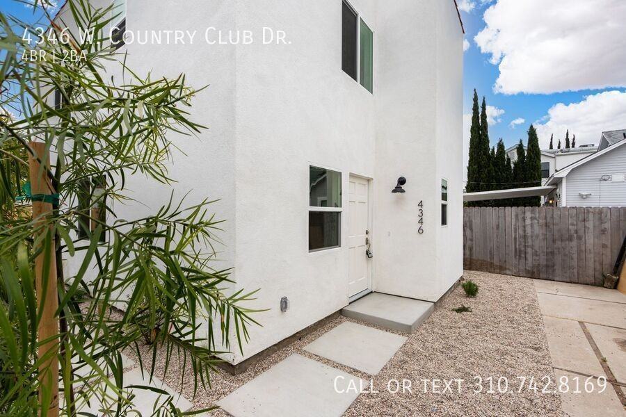 4346 Country Club Dr - Photo 6 of 35