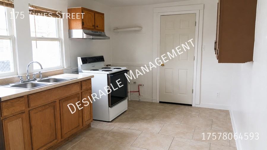 175 Tynes St - Photo 7 of 11