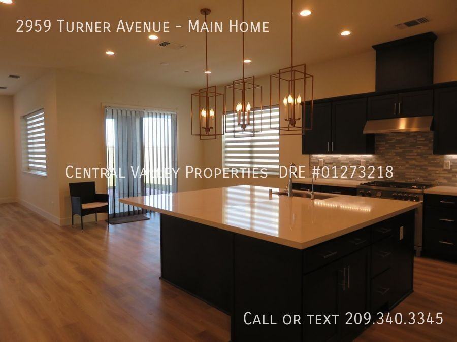 2959 Turner Ave - Photo 7 of 23
