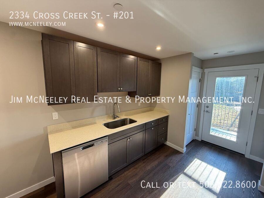 CROSS CREEK & #201 - Photo 6 of 10