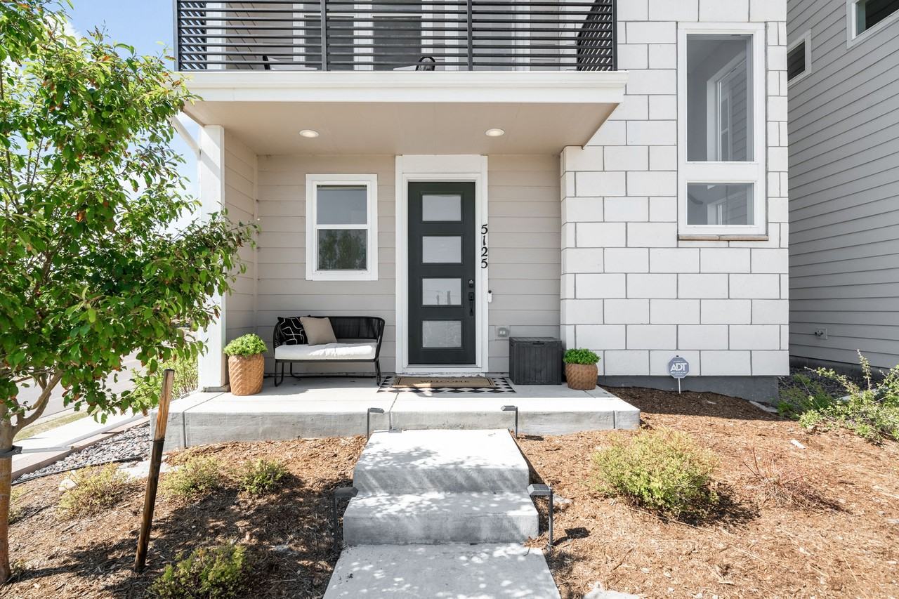 5125 Queen Ct #NA - Photo 2 of 19