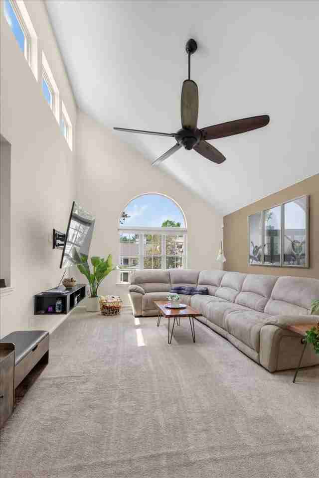 206 Mill Run Ct - Photo 3 of 27