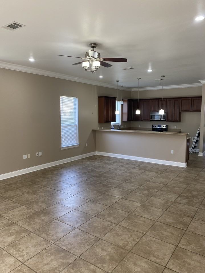 104 Village Oaks Blvd #NA - Photo 7 of 19
