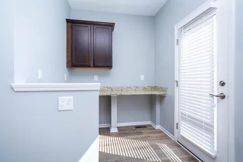 951 Barclay Cir #48 - Photo 6 of 20