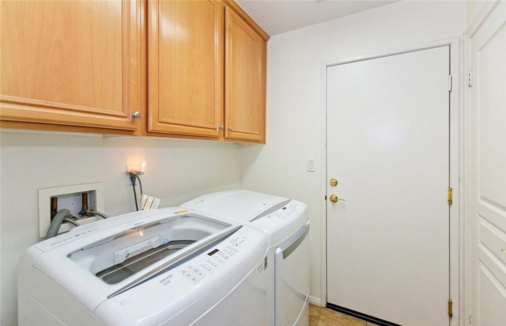 7693 Hess Pl #2 - Photo 6 of 24