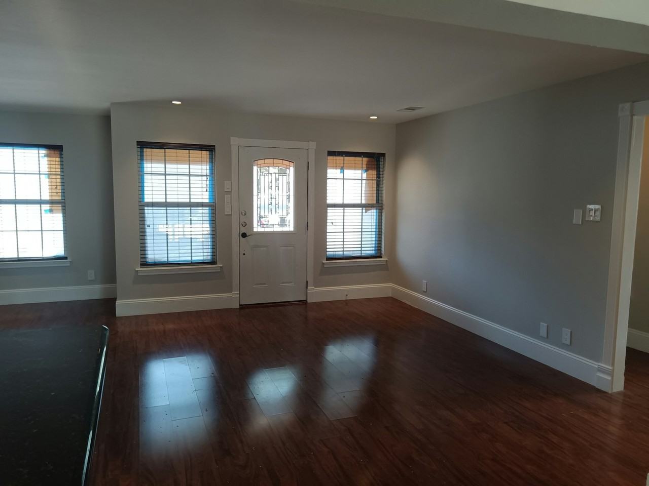 1313 Casa Vale Drive - Photo 7 of 17