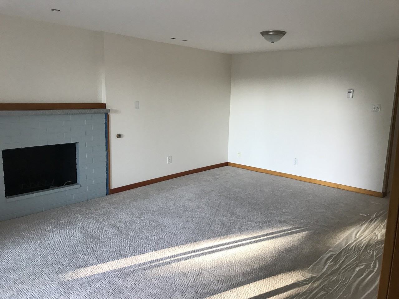 8518 20th Ave Nw Unit B #B - Photo 6 of 9