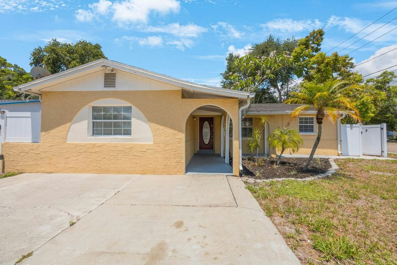14998 54th Way North - Photo 2 of 26