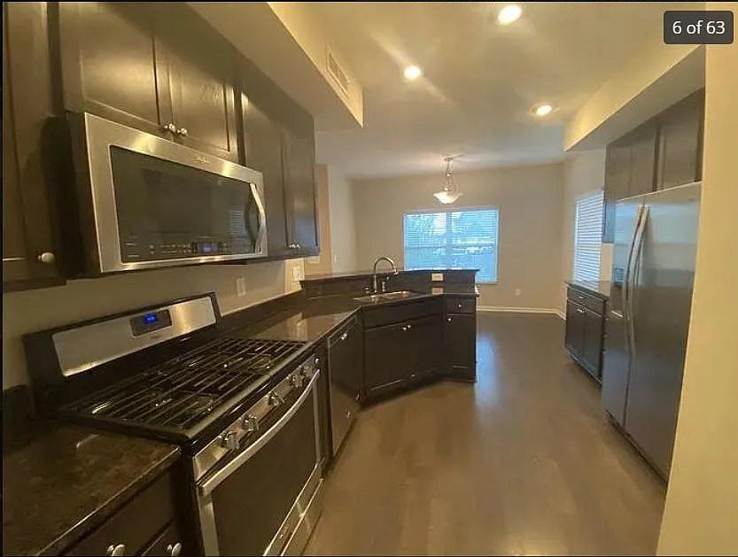 5921 Blackbird Way, Unit 5921 - Photo 5 of 15