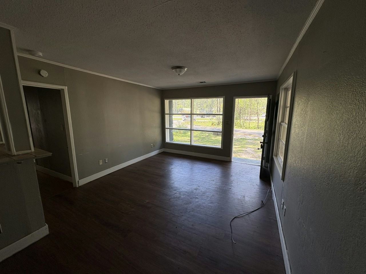 704 S. 22nd Ave - Photo 2 of 9