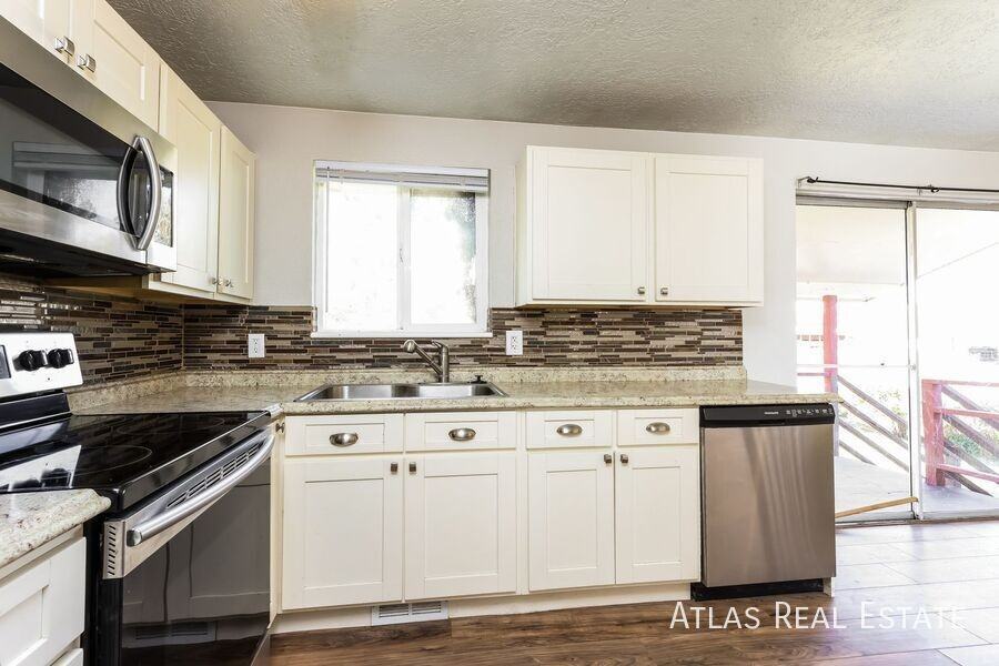 3748 W Lewisport Dr - Photo 6 of 22
