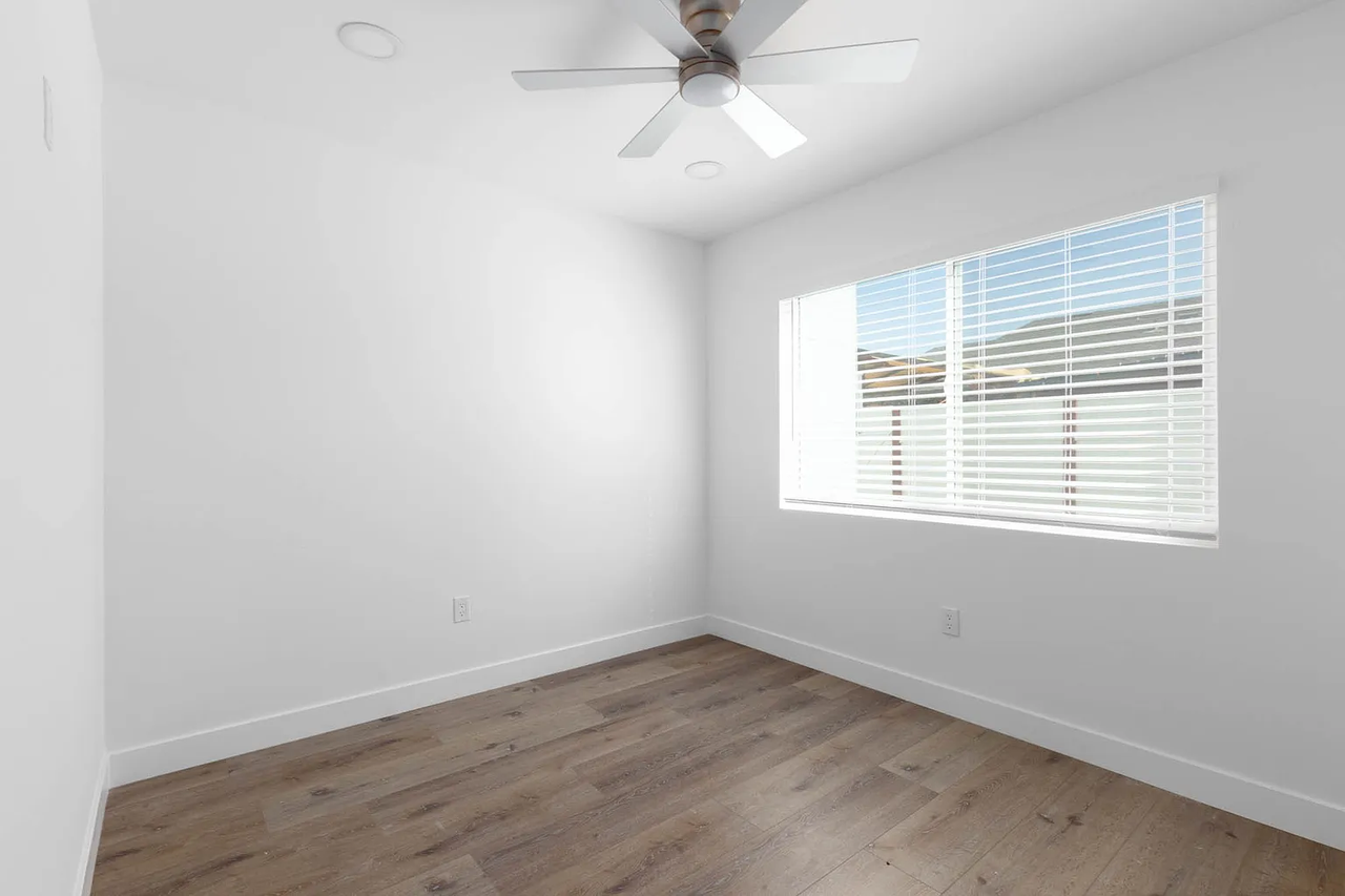 1943 Dunning Cir #4 - Photo 6 of 14