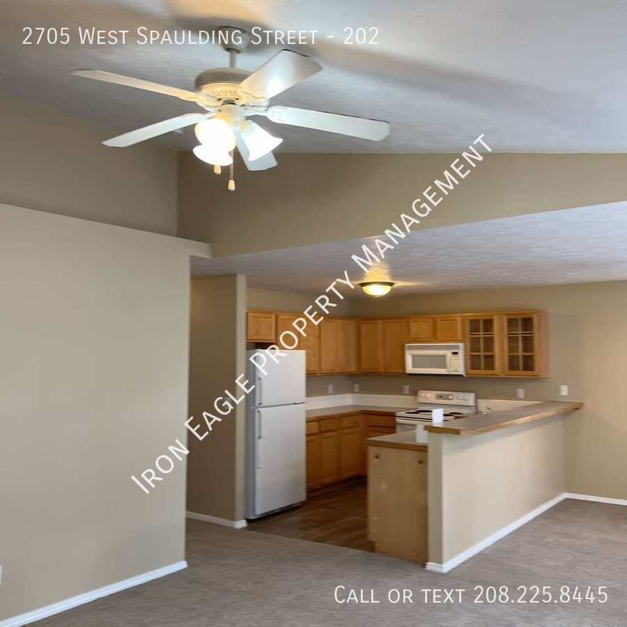 2705 W Spaulding St - Photo 4 of 5