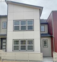 featured image of 1596 Rose Quartz Hts