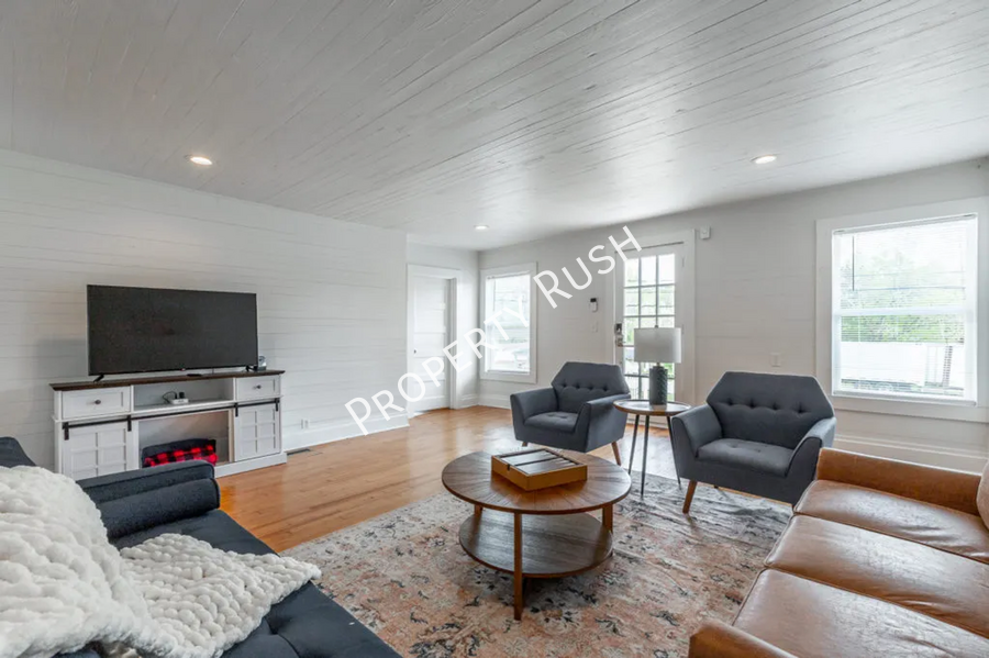 1308 Dry Valley Rd - Photo 3 of 47