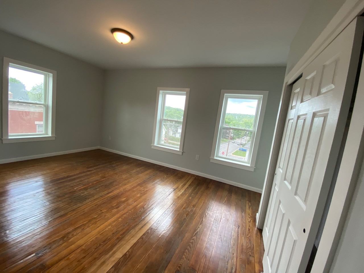 363 S Main St Apt 3n #3N - Photo 4 of 6