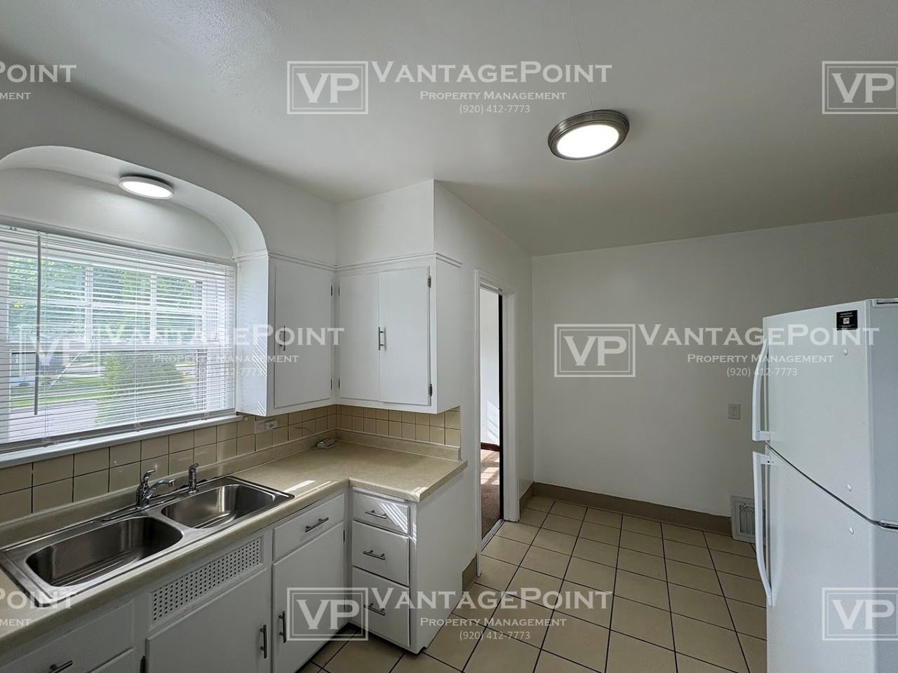444 S Baird St Lowr - Photo 3 of 18