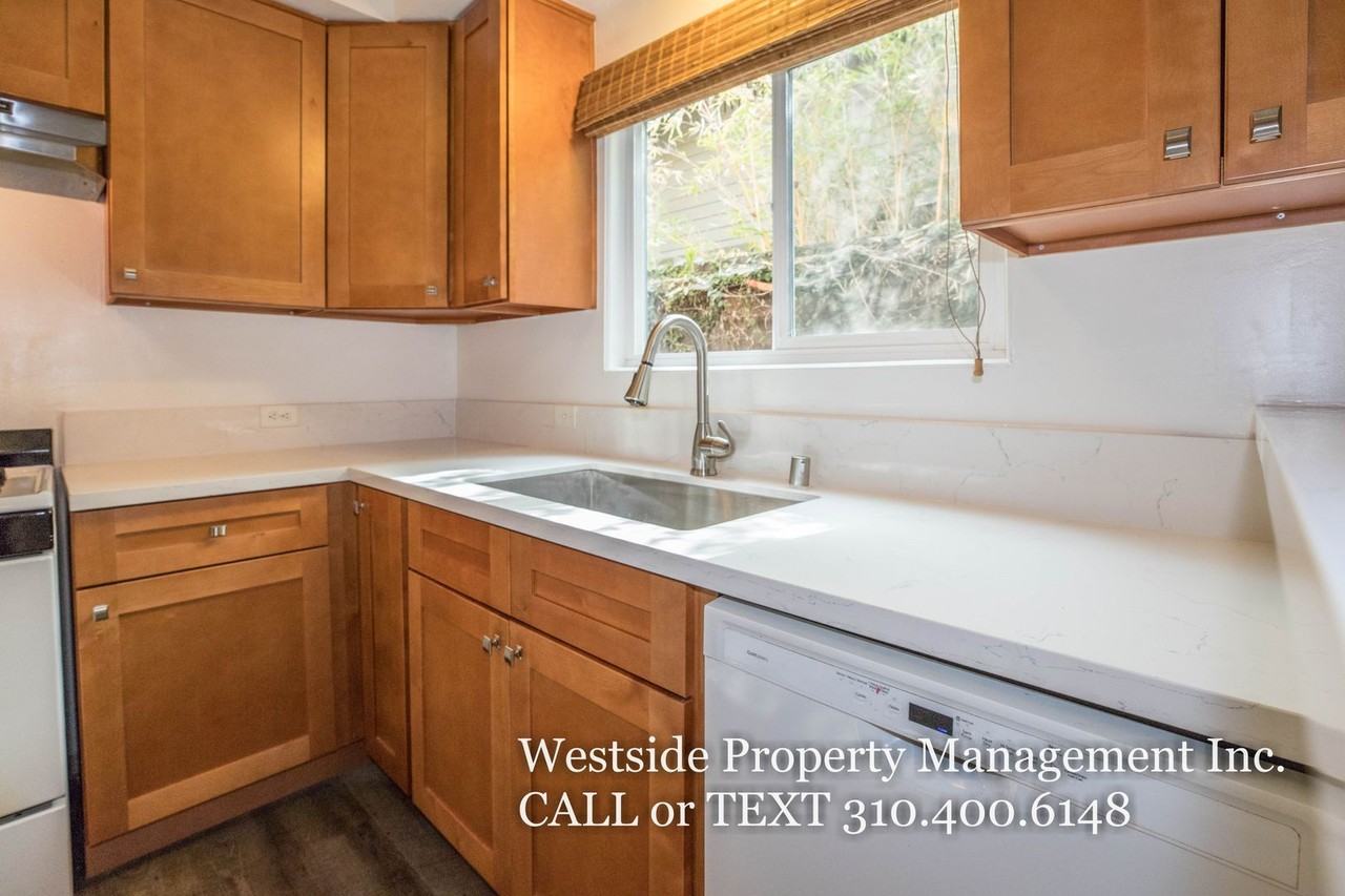 1644 Electric Ave #1 - Photo 6 of 17