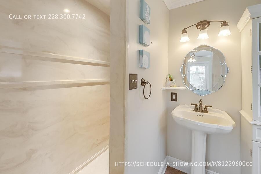 176 Markham Dr - Photo 7 of 27