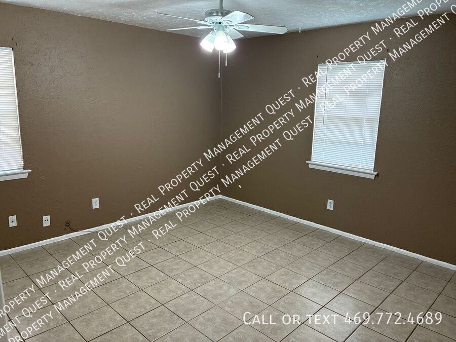 820 Milam Dr - Photo 6 of 9