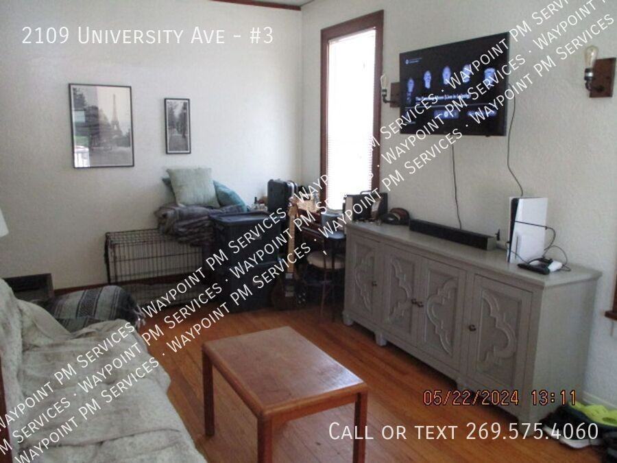 2109 University Ave #3 - Photo 5 of 12
