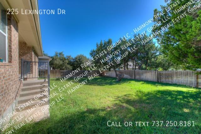 225 Lexington Dr - Photo 4 of 32