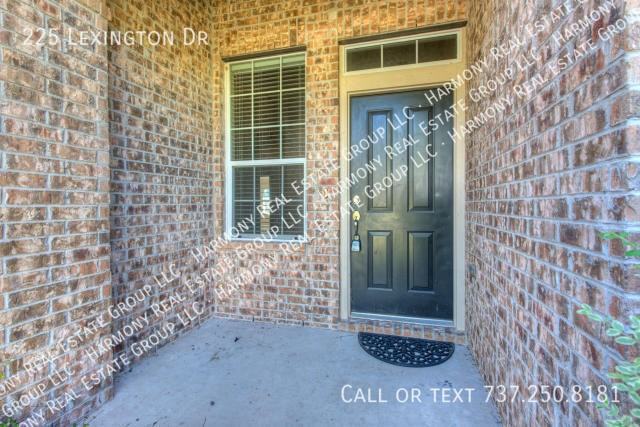 225 Lexington Dr - Photo 7 of 32
