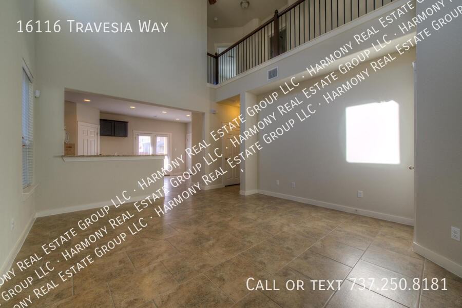16116 Travesia Way - Photo 5 of 26