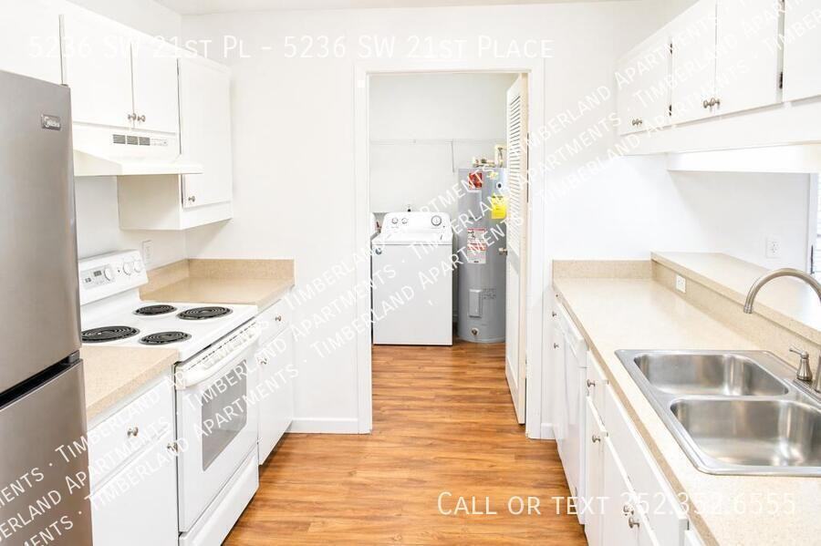 5236 Sw 21st Pl - Photo 5 of 13