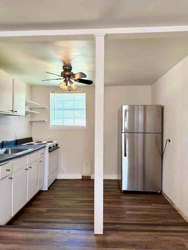 2320 30th St Rear - Photo 5 of 11