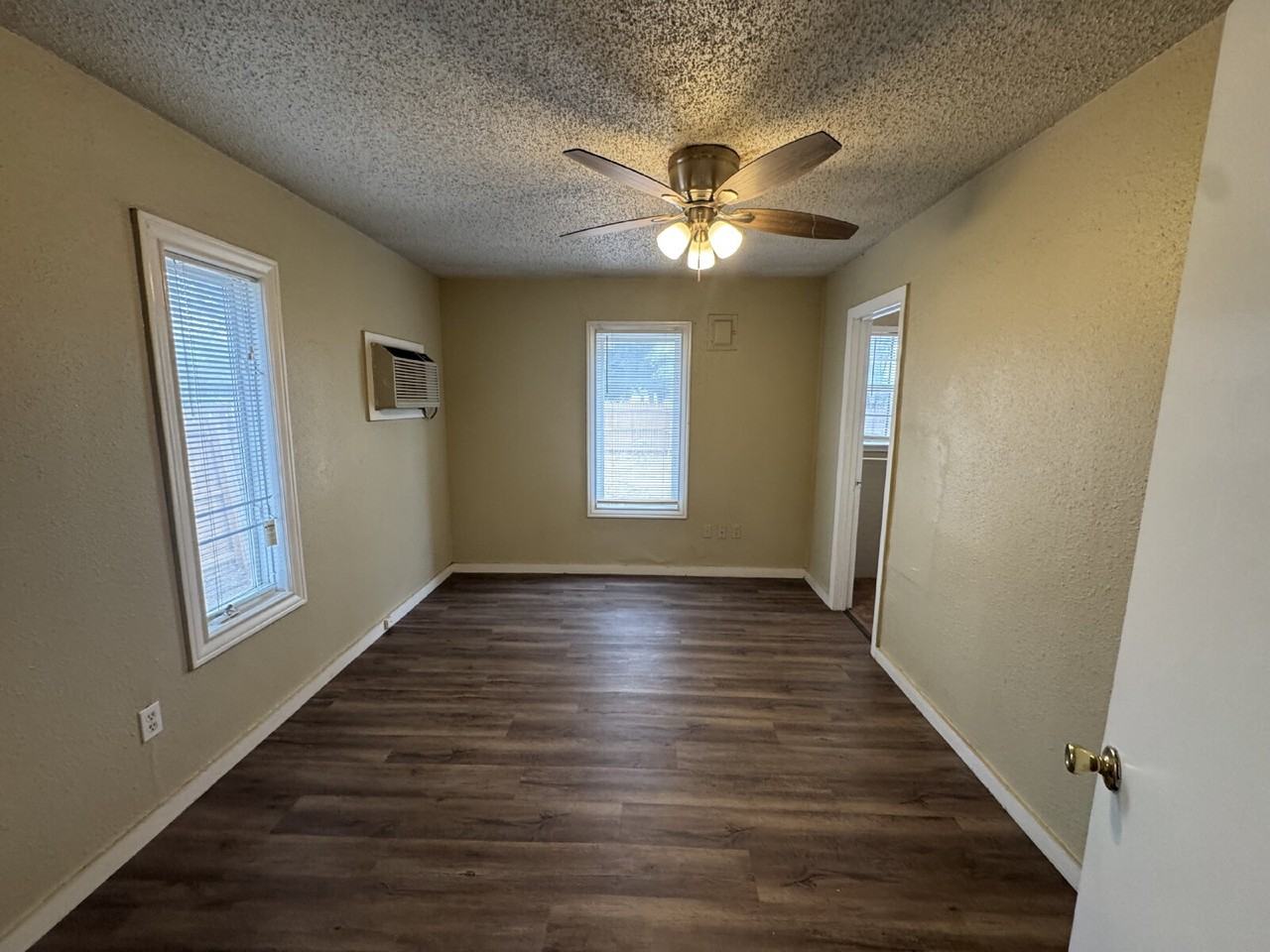 3007 39th St - Photo 5 of 5