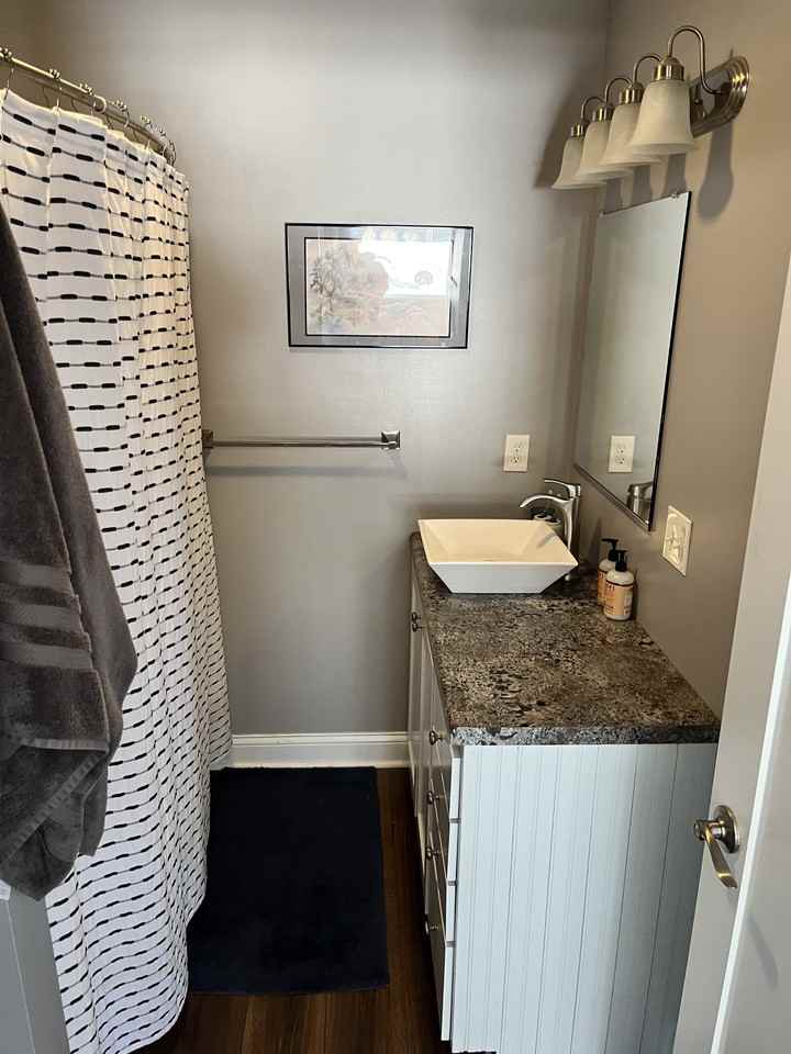 2102 N Cambridge Ave #2102 - Photo 6 of 12