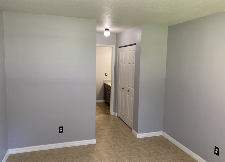 710 Ne 26th St #710 - Photo 6 of 17