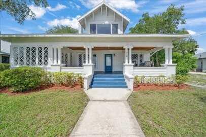 1326 Riverside Dr - Photo 4 of 35