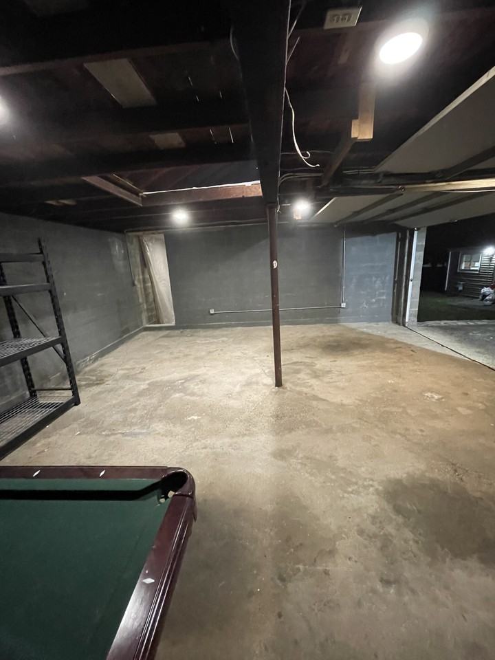47 Russell St #NA - Photo 3 of 16