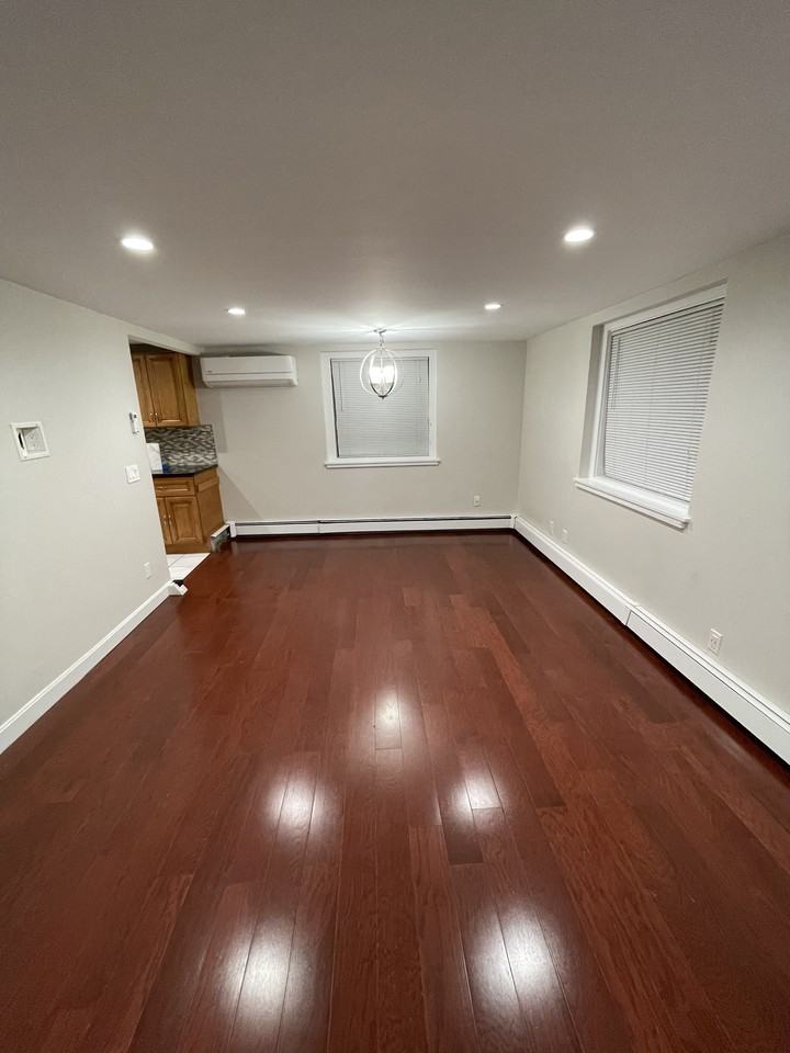 47 Russell St #NA - Photo 7 of 16