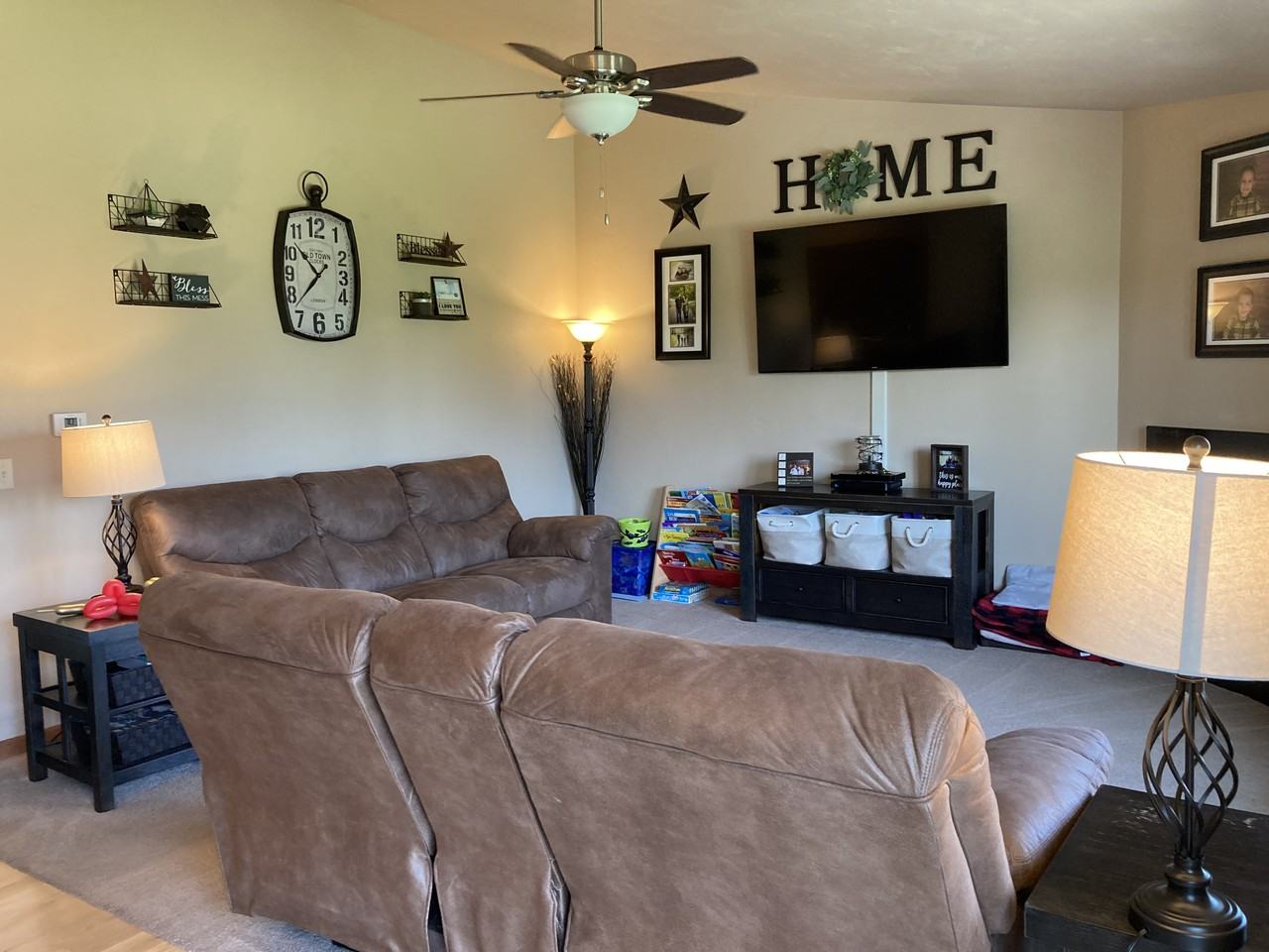 2354 Jacobsen Rd #NA - Photo 2 of 6