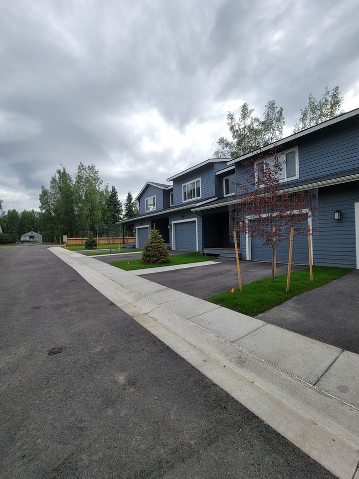 701 E 78th Ave #705 - Photo 2 of 15