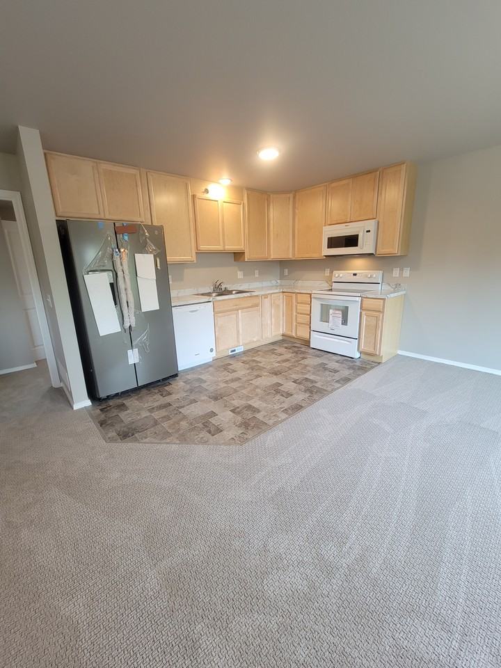 701 E 78th Ave #705 - Photo 4 of 15